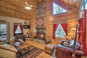 Evolve Charming and Outdoorsy Cabin with Hot Tub!